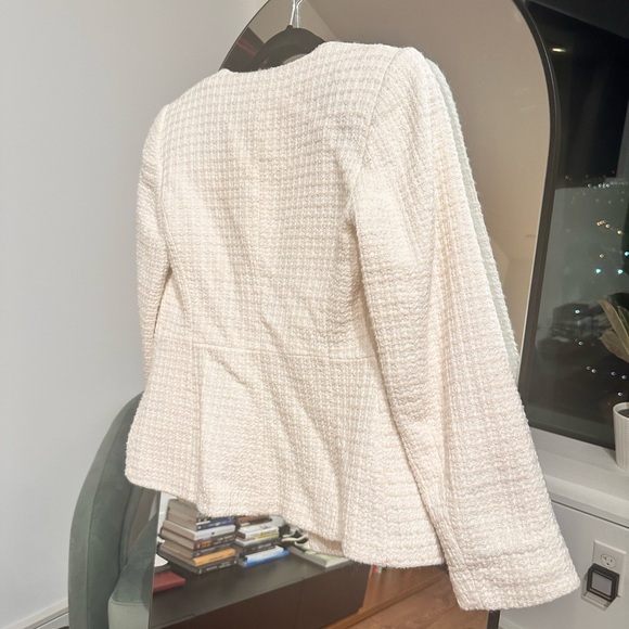 Zara Crème / White Textured Blazer - Picture 6 of 7